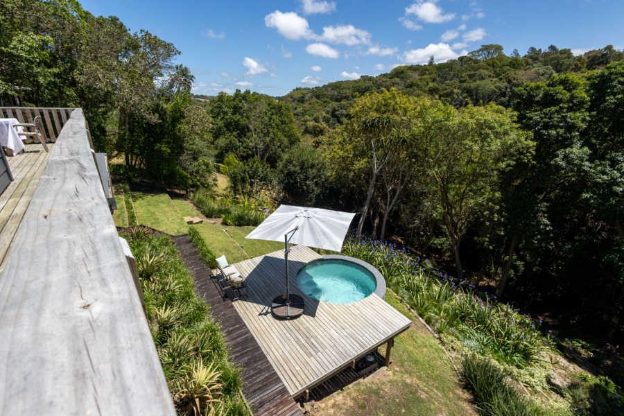 3 Bedroom Property for Sale in The Crags Western Cape